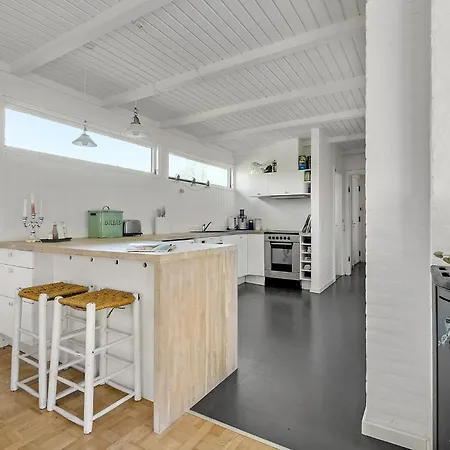 3 Bedroom Awesome In Feriehus *