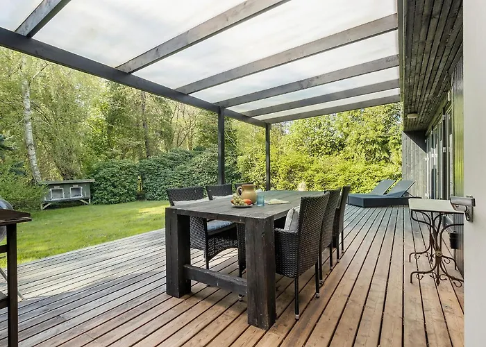 3 Bedroom Awesome In * Vejby